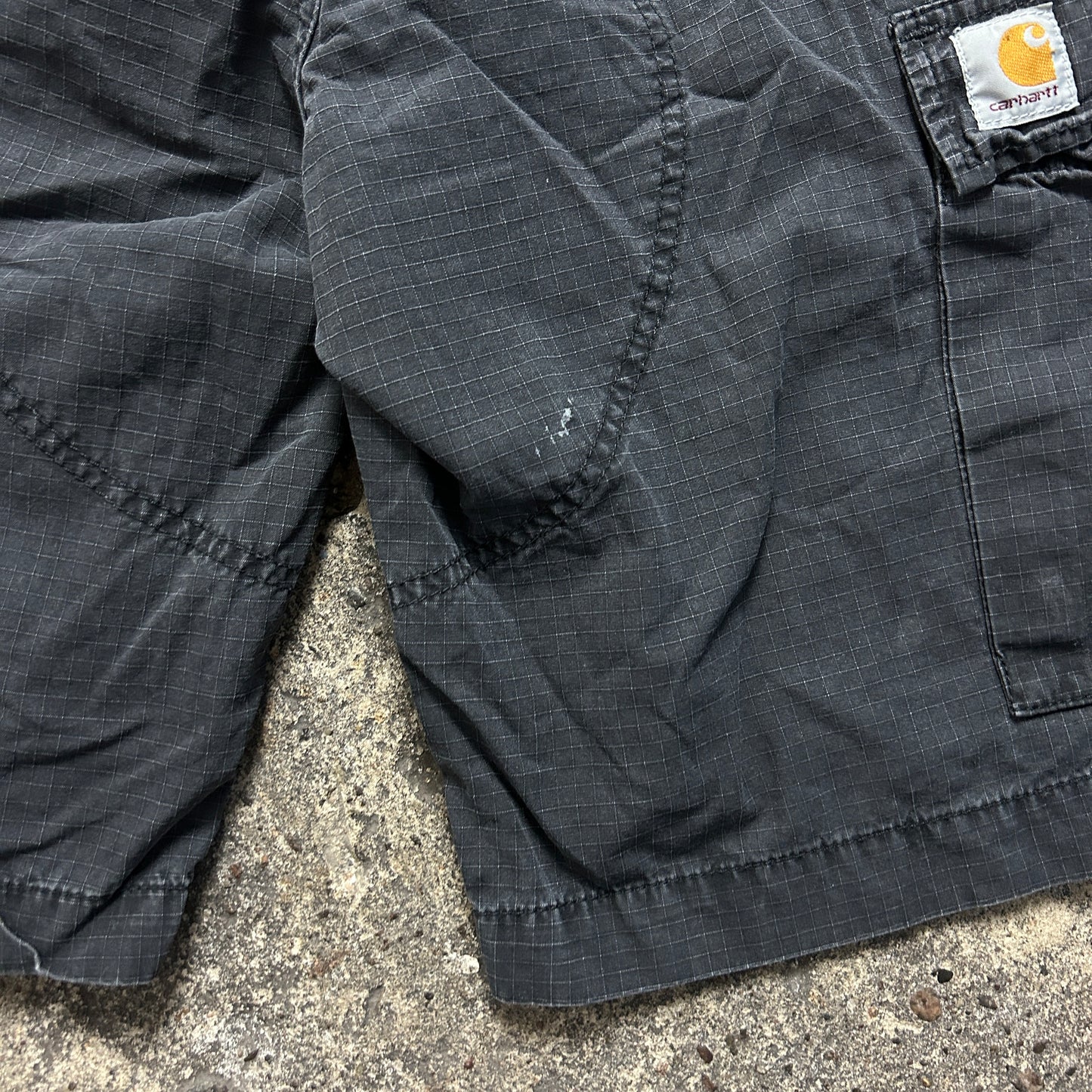 Vintage Carhartt Cargo Shorts (30)