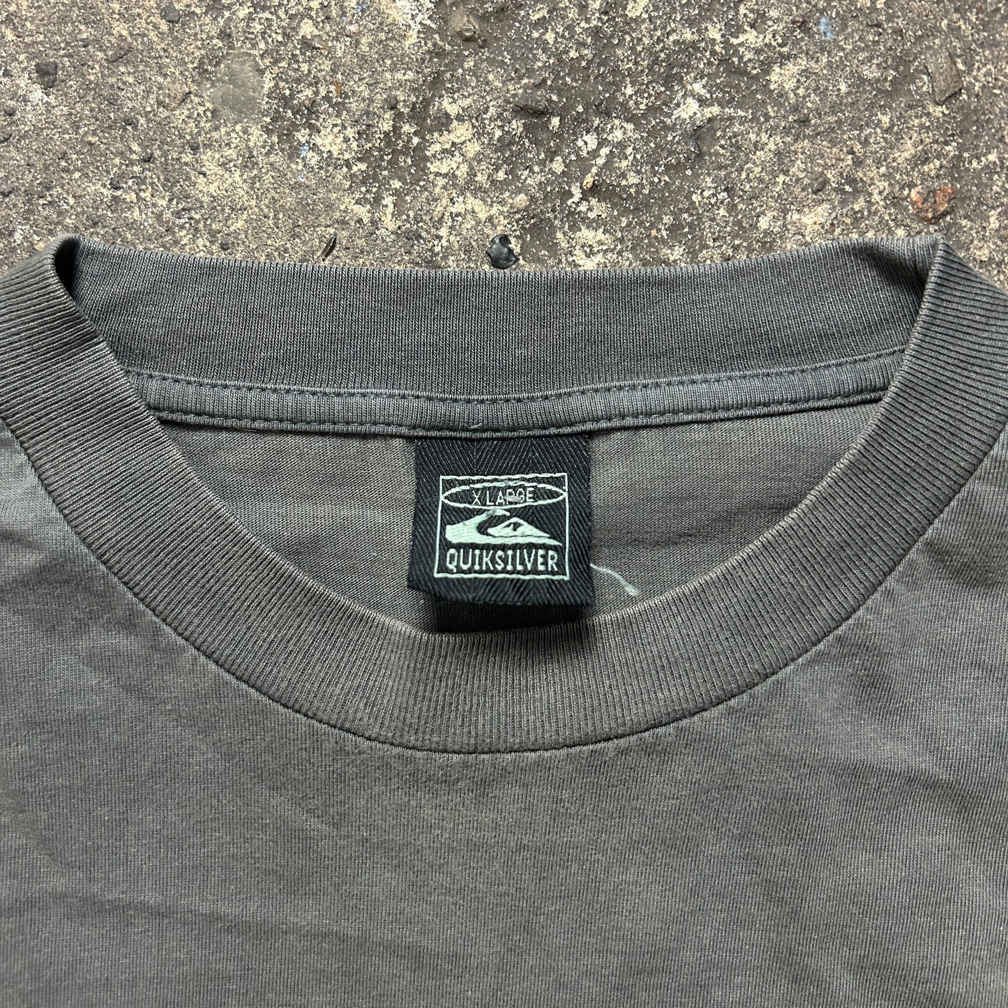 Vintage Quiksilver T-Shirt (XL)