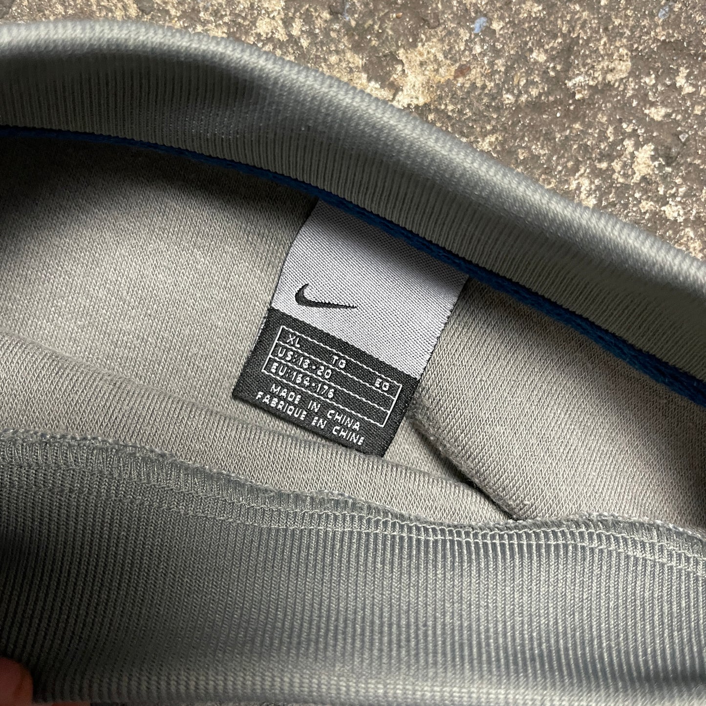 Vintage Nike Fleece Sweater (M)