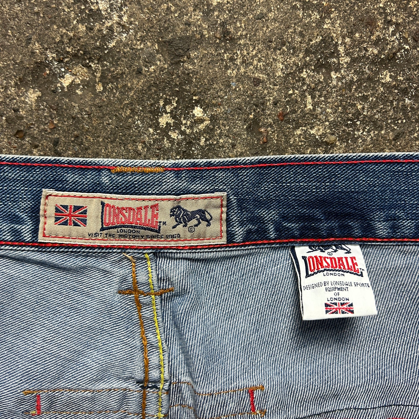 Vintage Lonsdale Jorts (M)