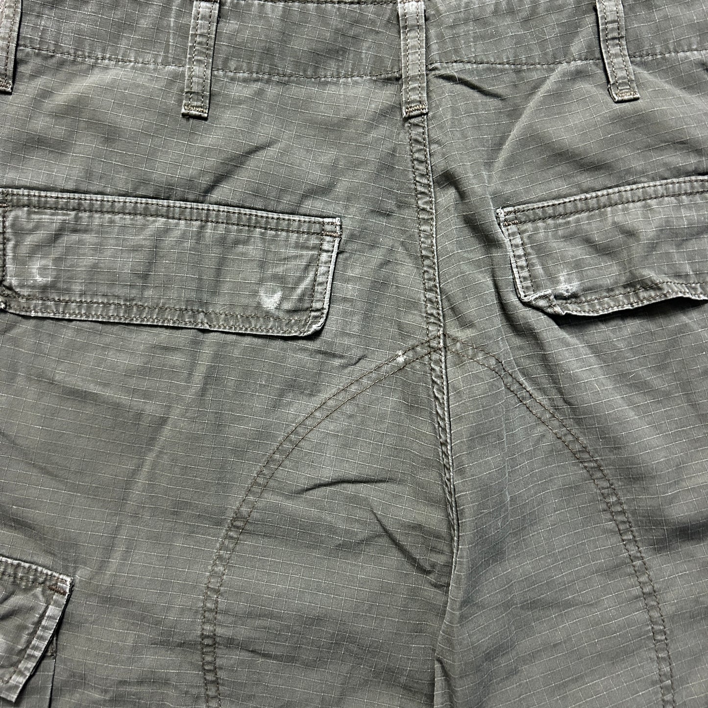 Vintage Carhartt Cargo Shorts (32)