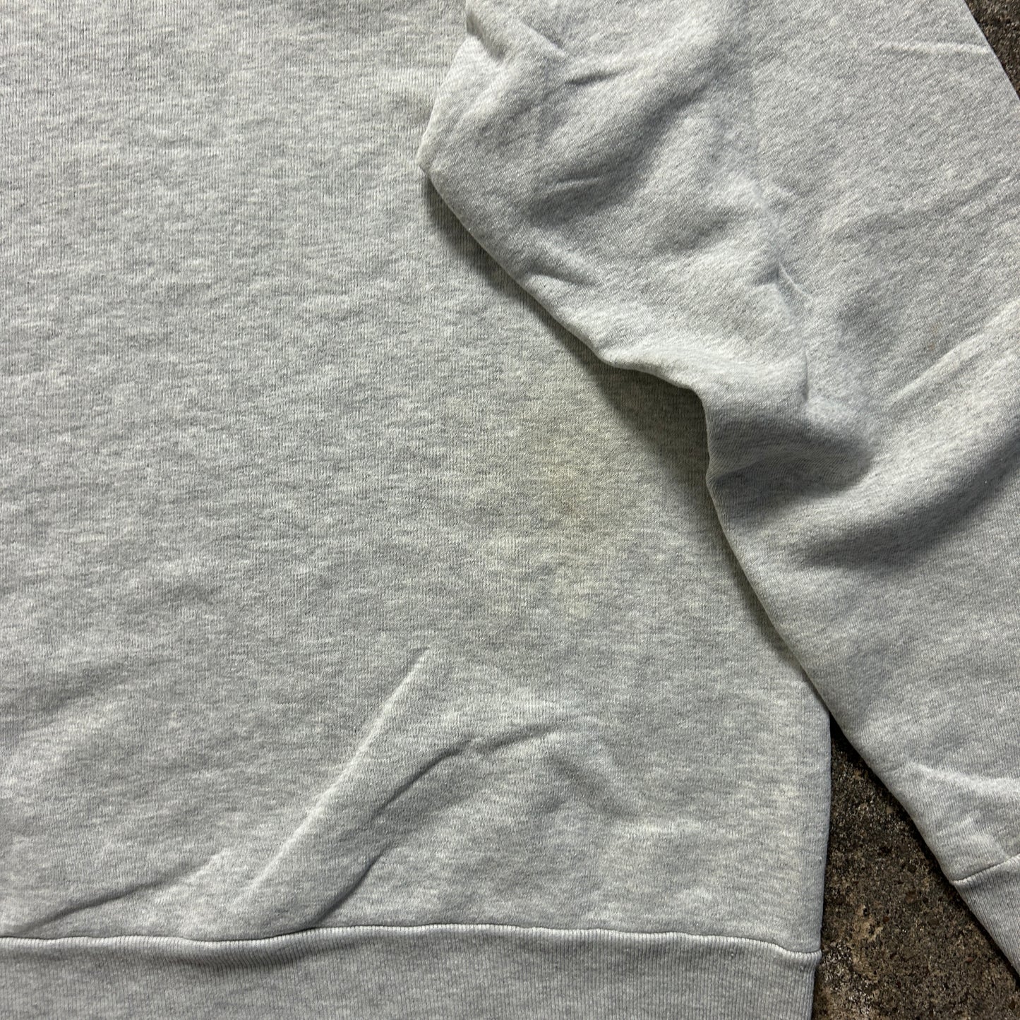 Vintage Fruit of the Loom Sweater (L)