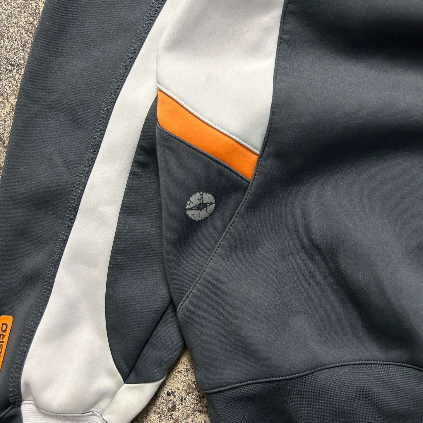 Vintage Umbro Sweater (XS)