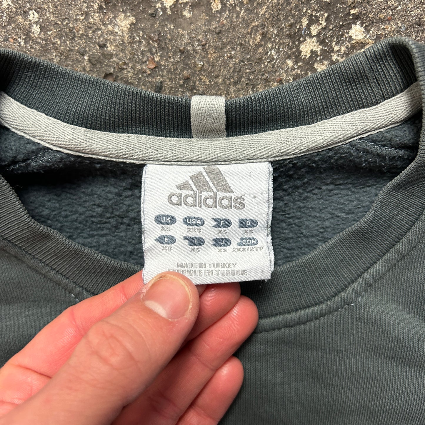 Vintage Adidas Sweater (XS)