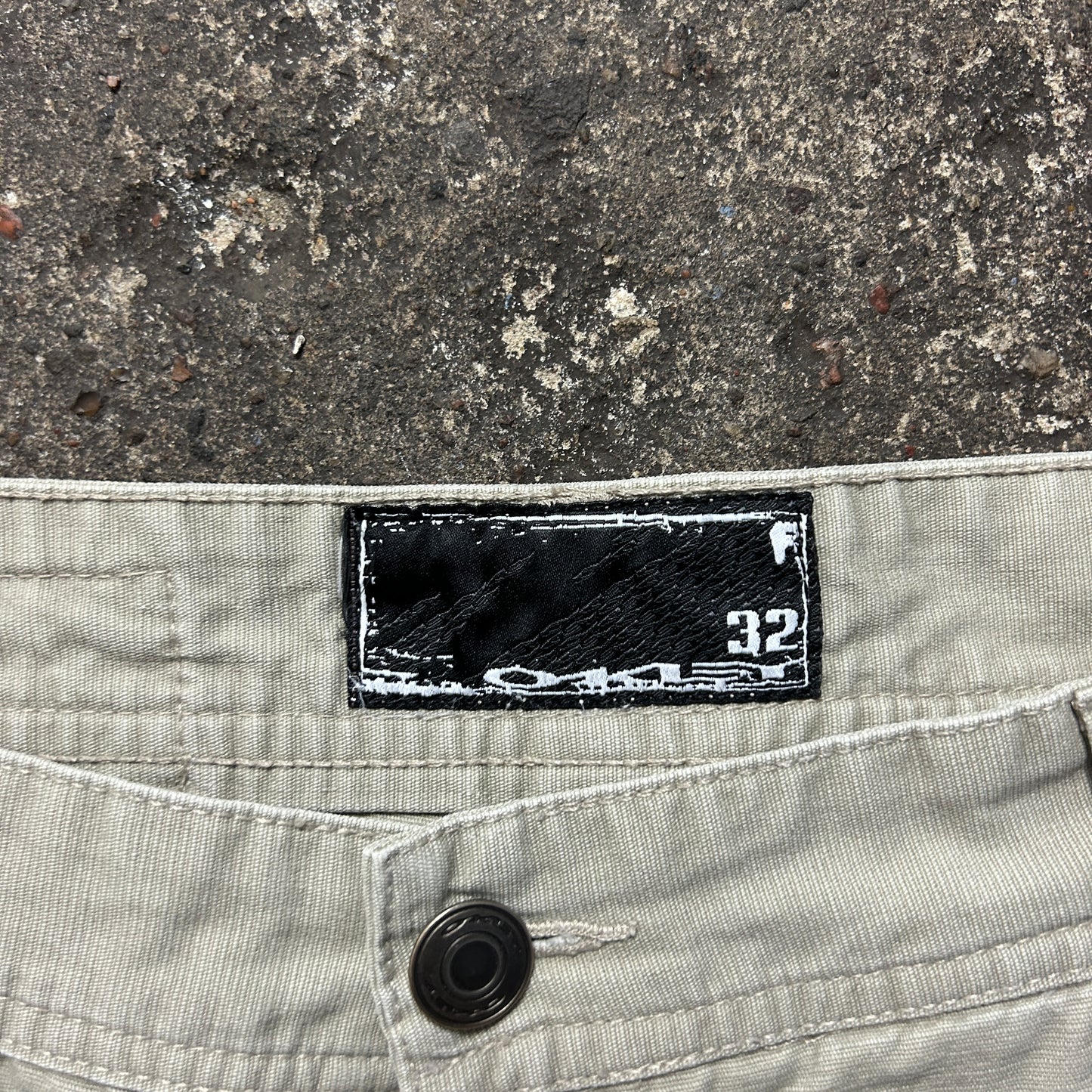 Vintage Oakley Shorts (32)
