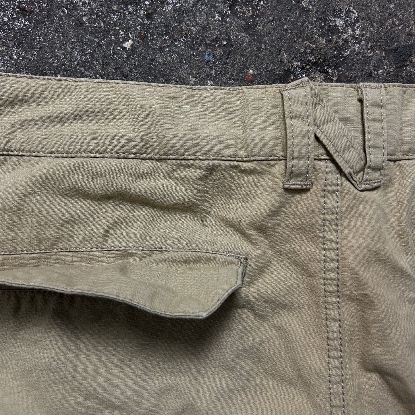 Nike Cargo Shorts (34)
