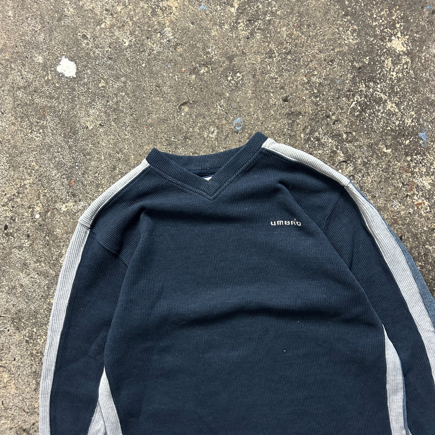 Vintage Umbro Knit Sweater (M)