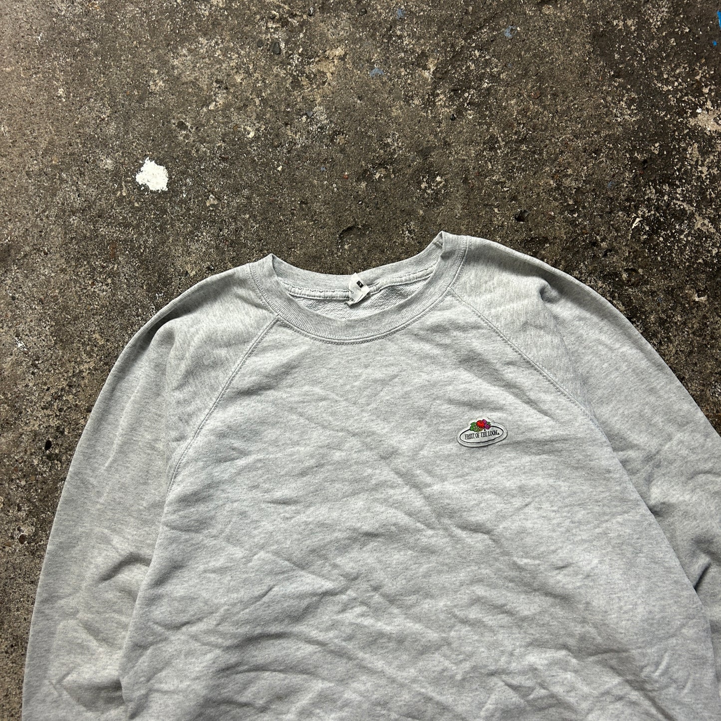 Vintage Fruit of the Loom Sweater (L)