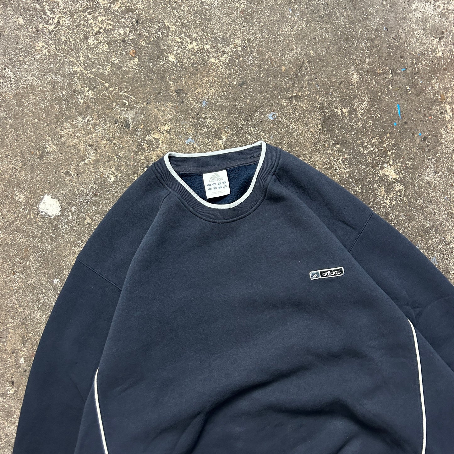 Vintage Adidas Sweater (XXL)