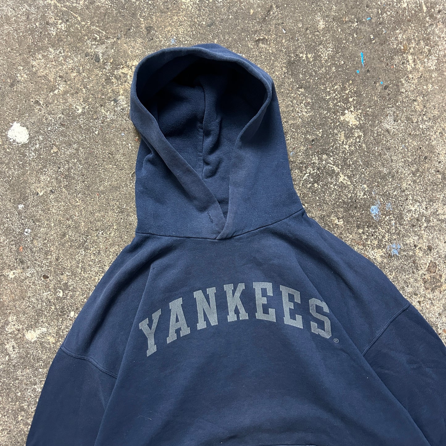 Vintage Russell Athletic "Yankees" Hoodie (XL)