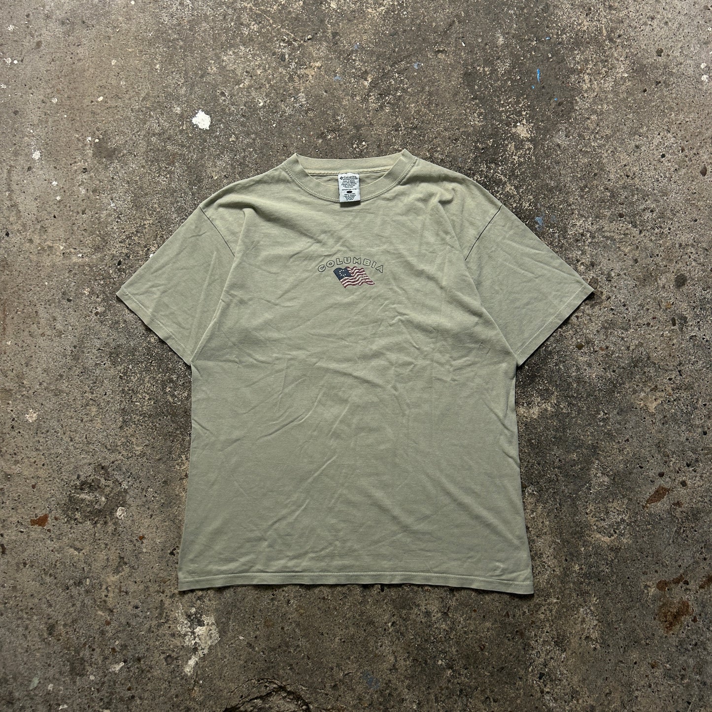 Vintage Columbia T-Shirt (L)