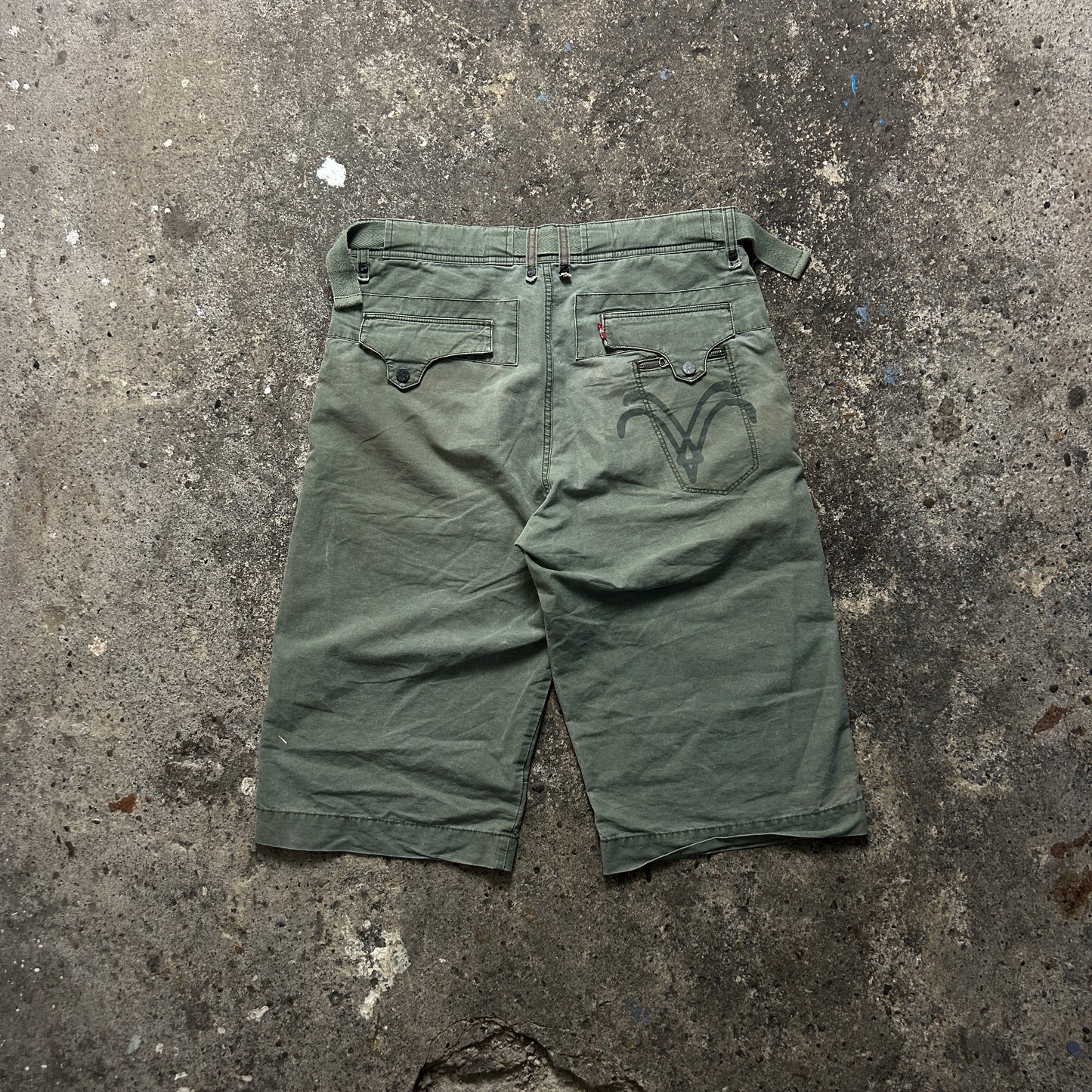 Vintage Levi's Shorts (34)