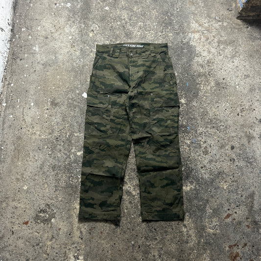 Vintage Camo Cargo Pants (34x30)