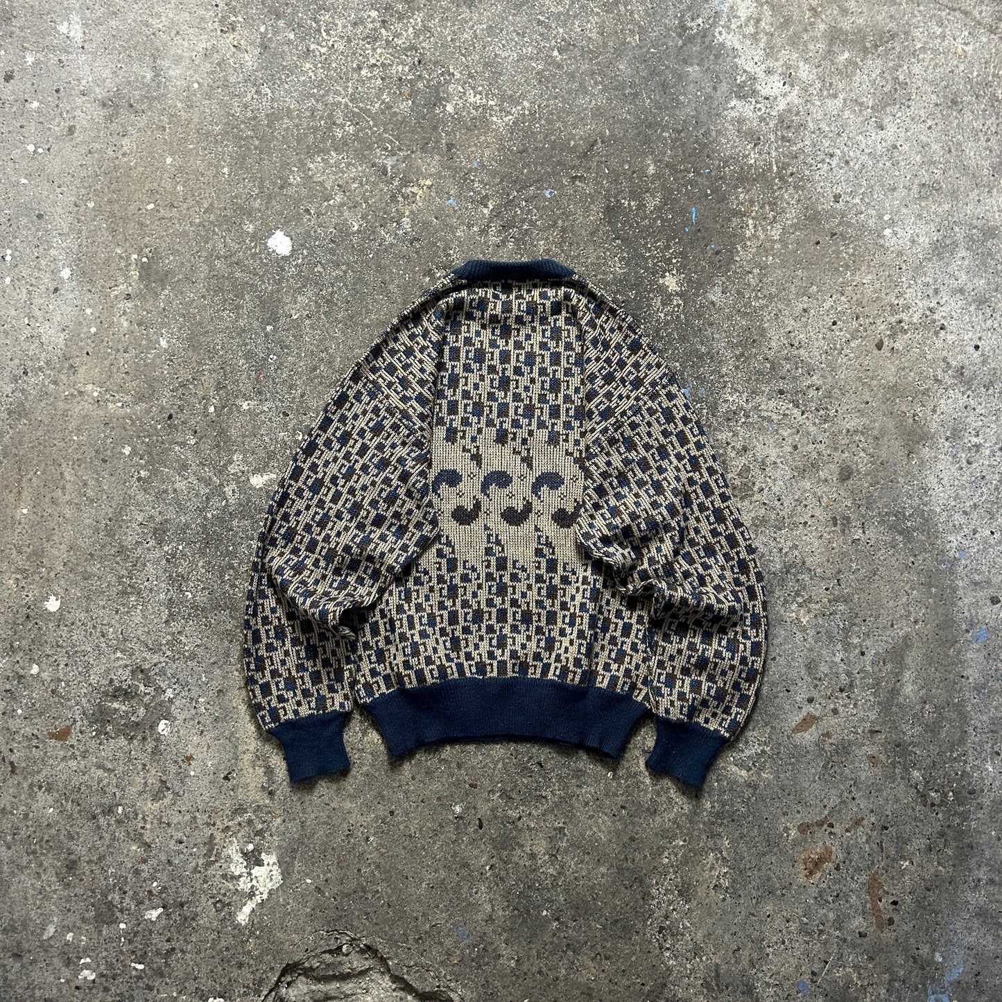 Vintage Knit Sweater (XL)