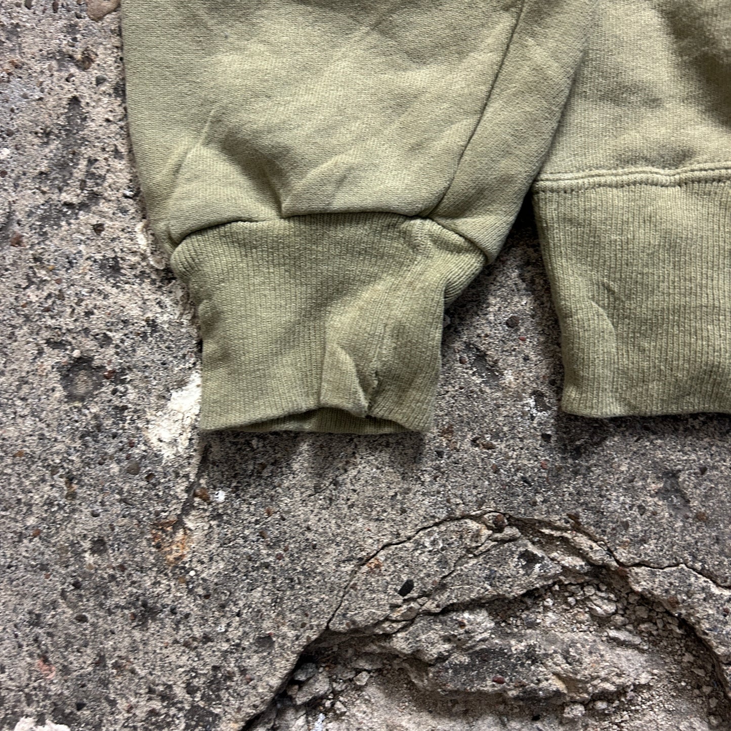 Vintage Champion Sweater (L)