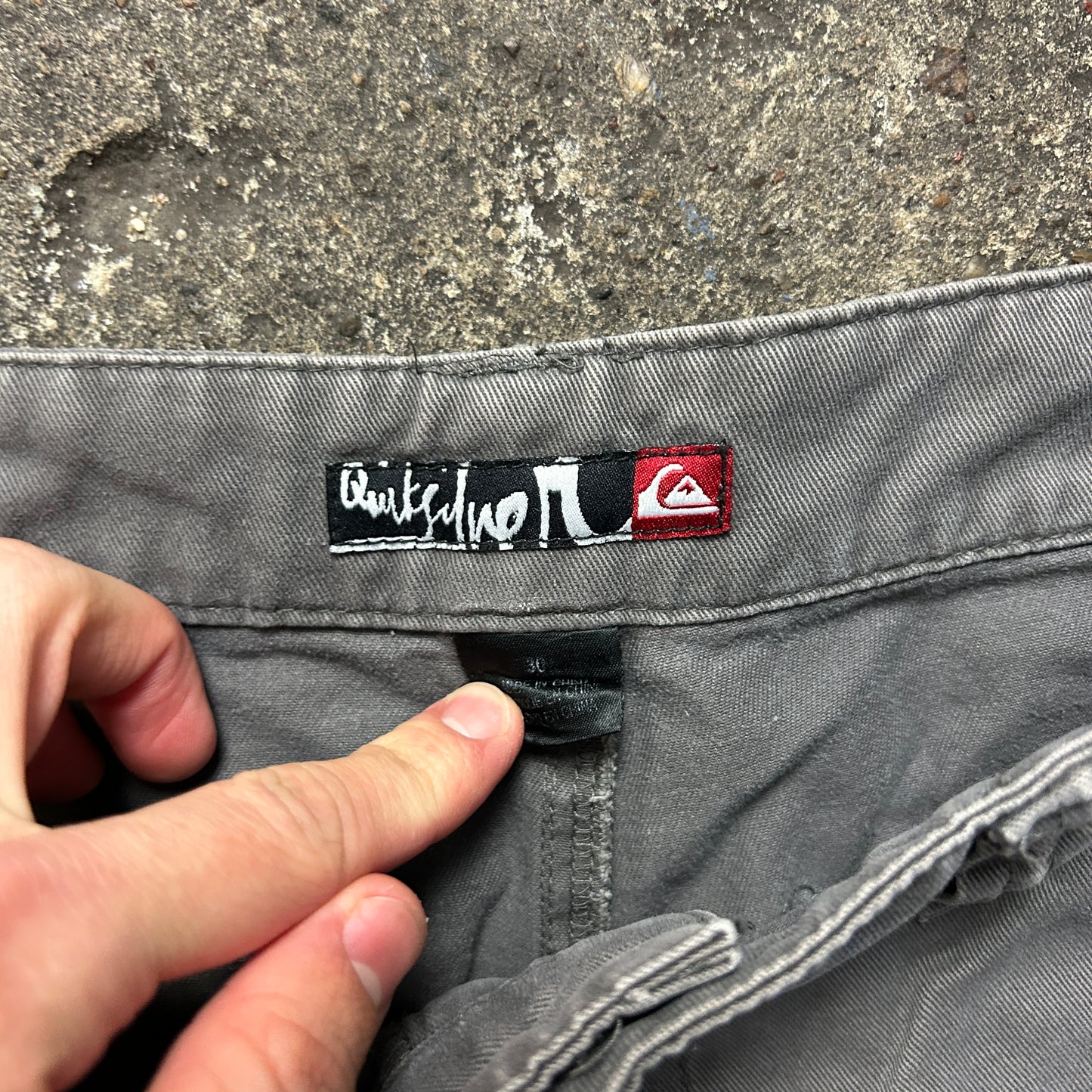 Vintage Quiksilver Cargo Shorts (30)