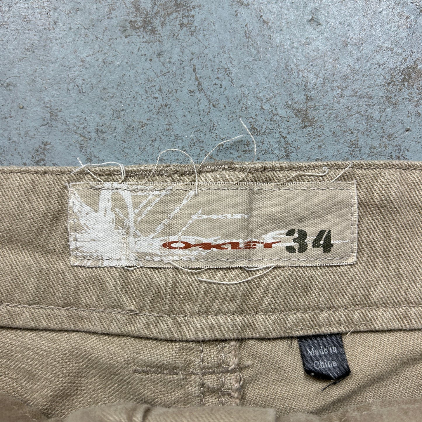 Vintage Oakley Shorts (34)