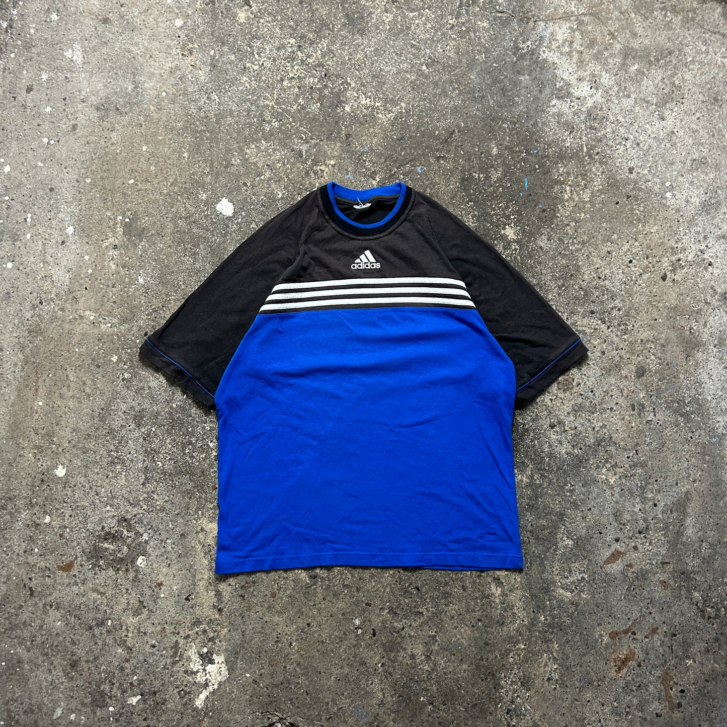 Vintage Adidas T-Shirt (XL)