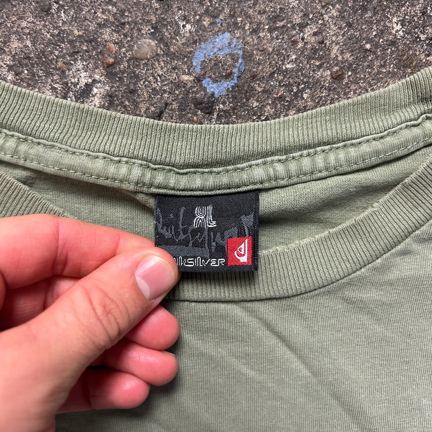 Vintage Quiksilver T-Shirt (M)