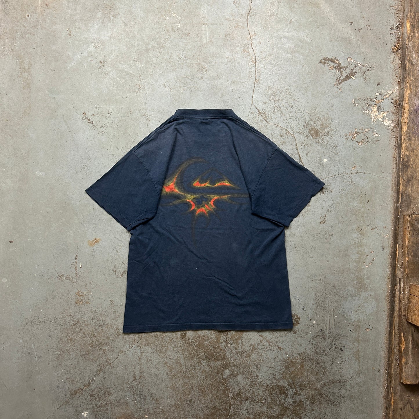 Vintage Quiksilver T-Shirt (L)