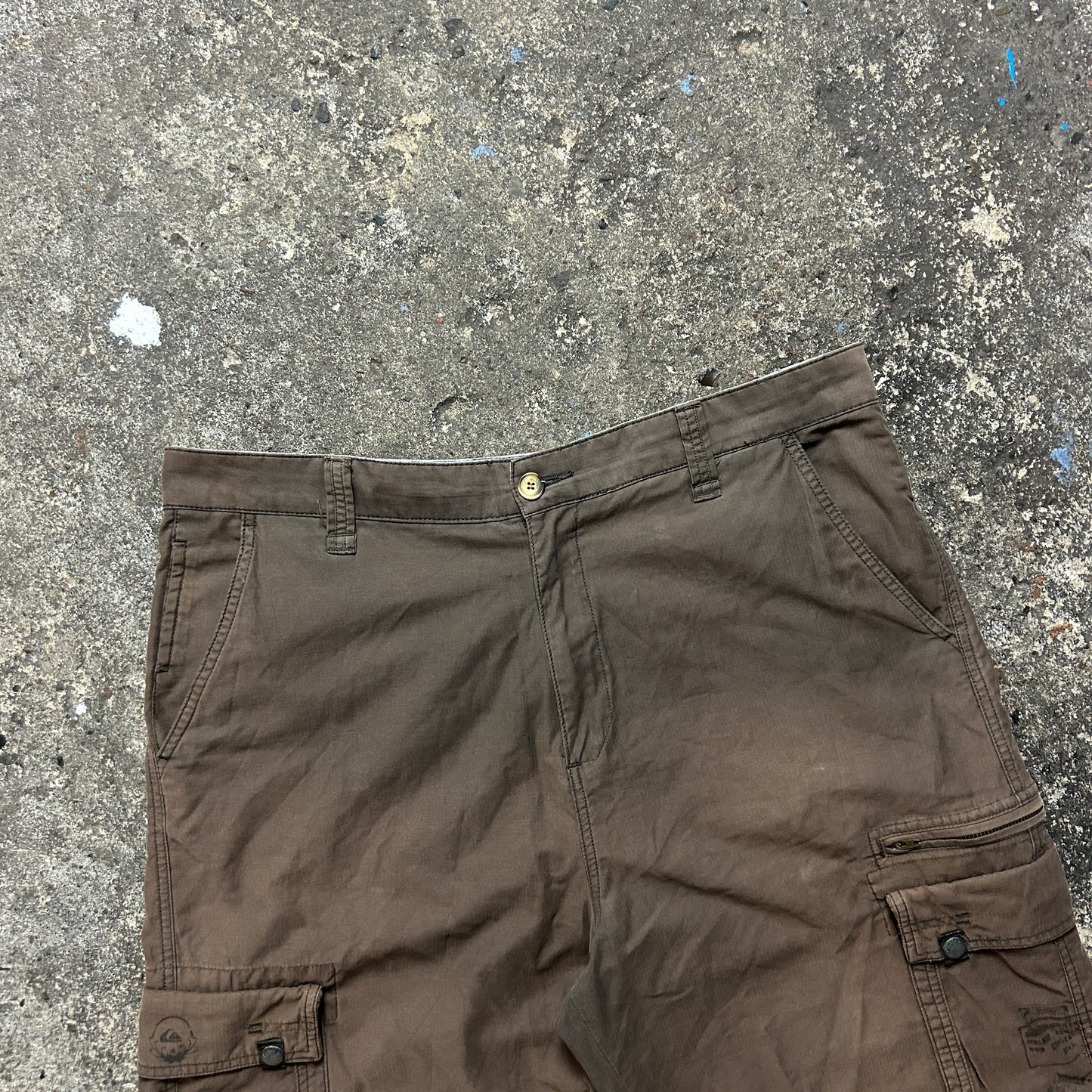 Vintage Quiksilver Cargo Shorts (XL)