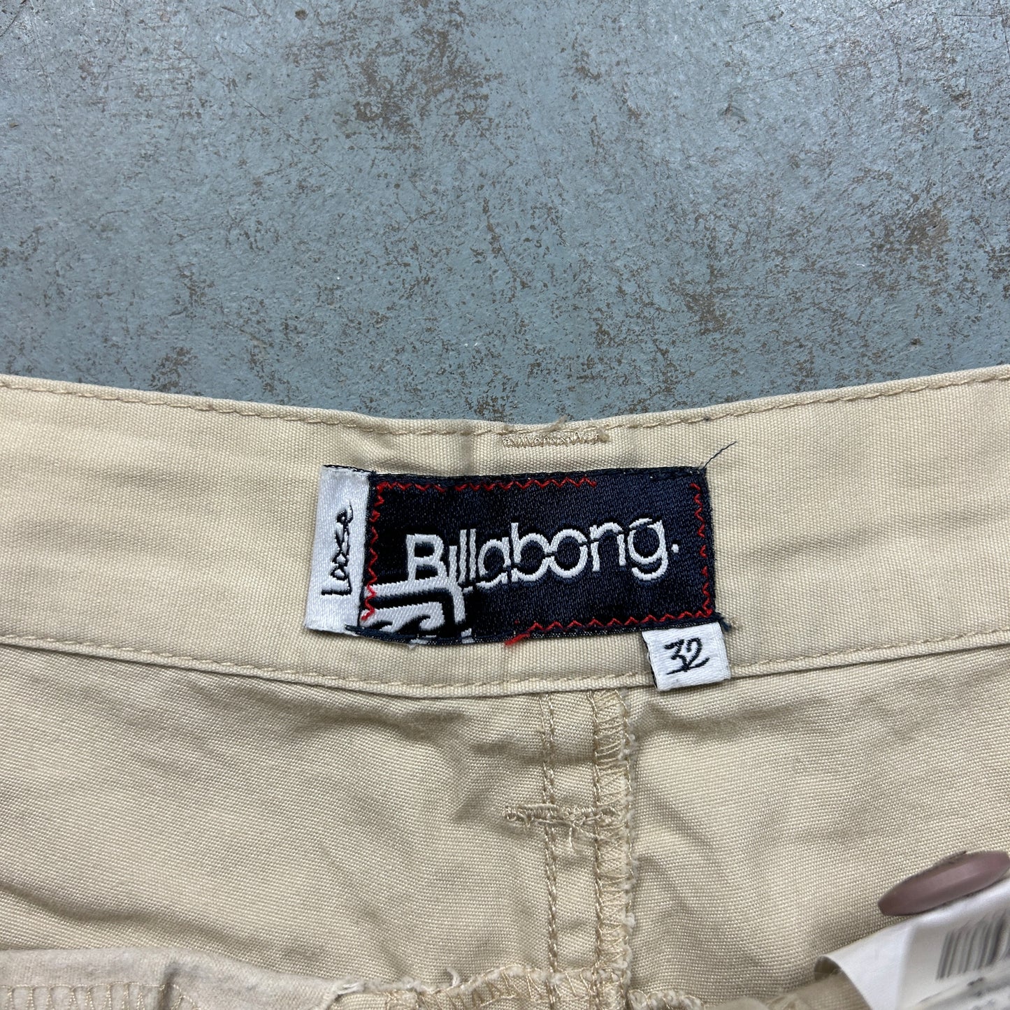 Vintage Billabong Shorts (32)