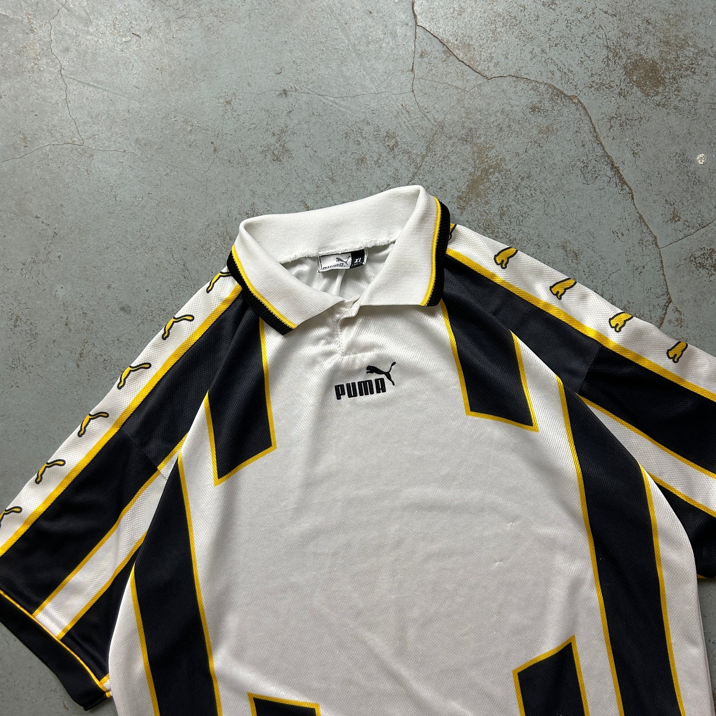 Vintage Puma Jersey (XL)