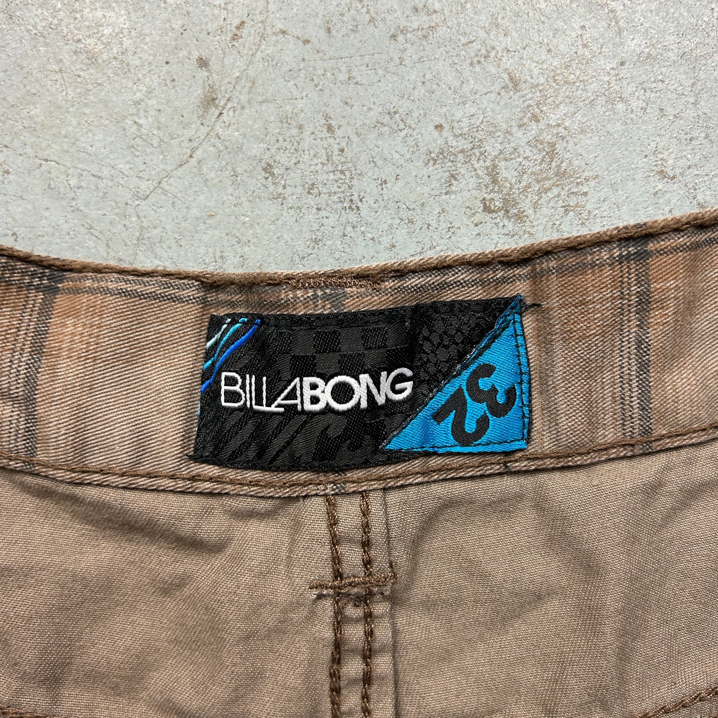 Vintage Billabong Shorts (32)