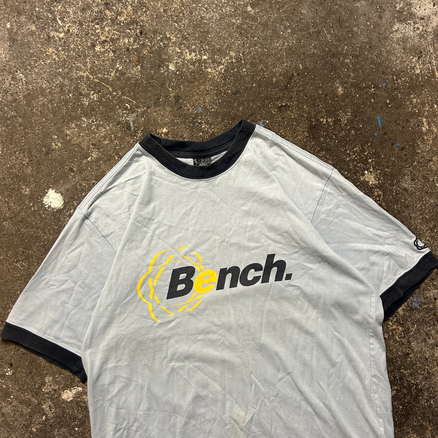 Vintage Bench T-Shirt (L)