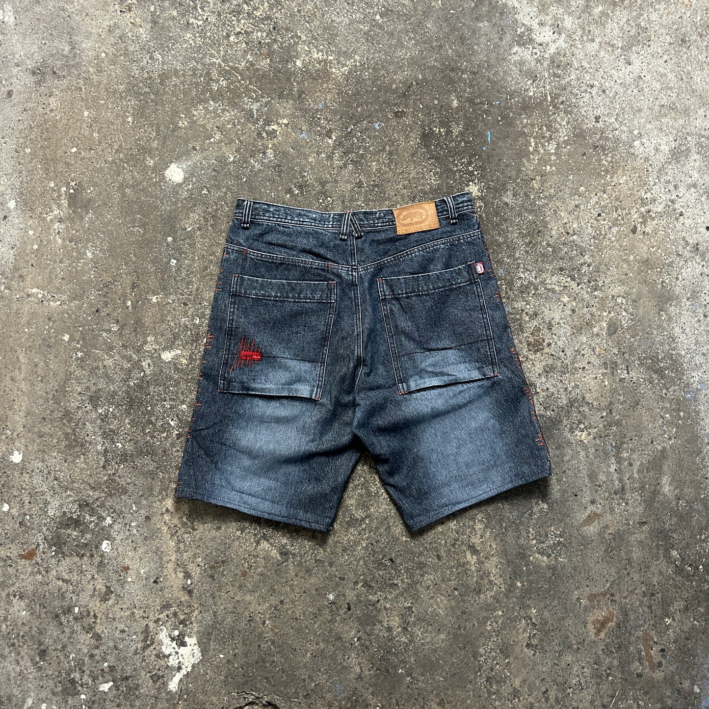 Vintage Ecko Unltd. Jorts (36)