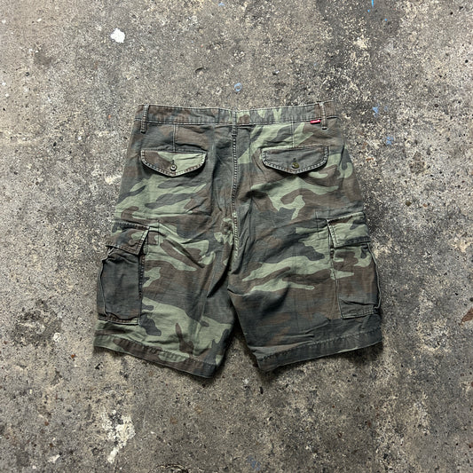Vintage Levi's Cargo Shorts (34)