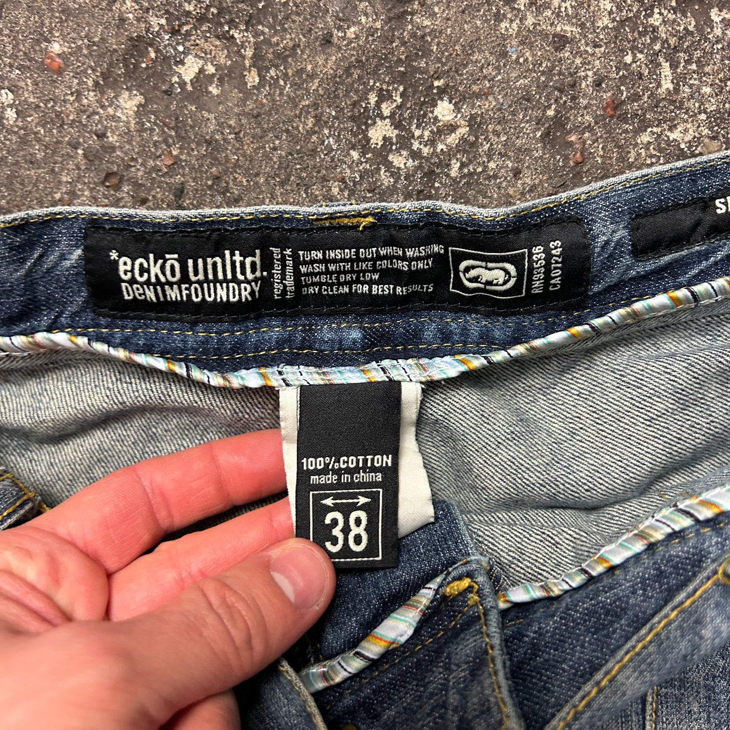 Vintage Ecko Unltd. Jorts (38)
