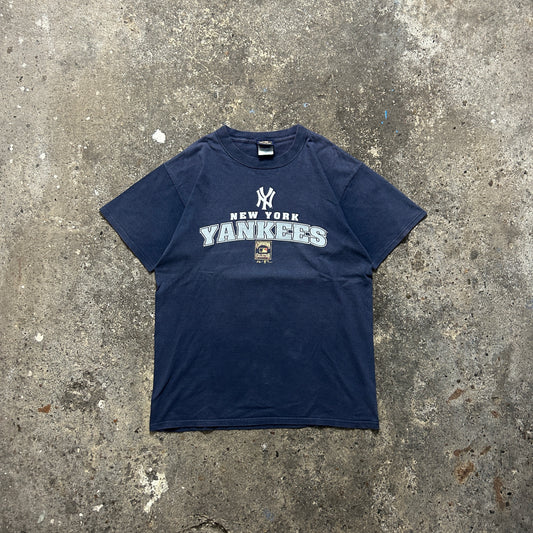 Vintage Majestic Yankees T-Shirt (L)