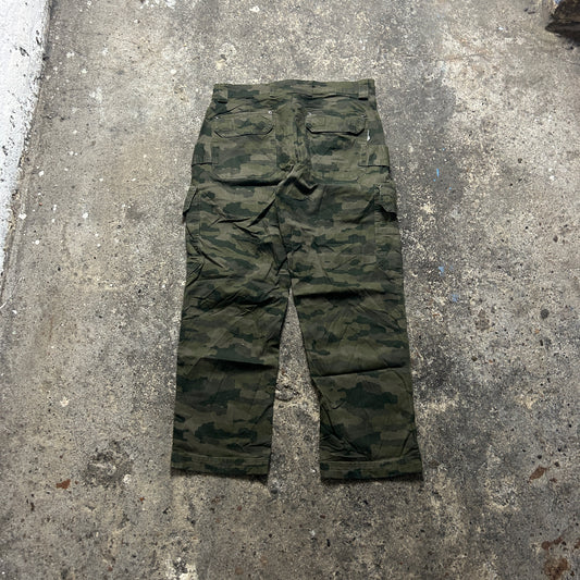 Vintage Camo Cargo Pants (34x30)