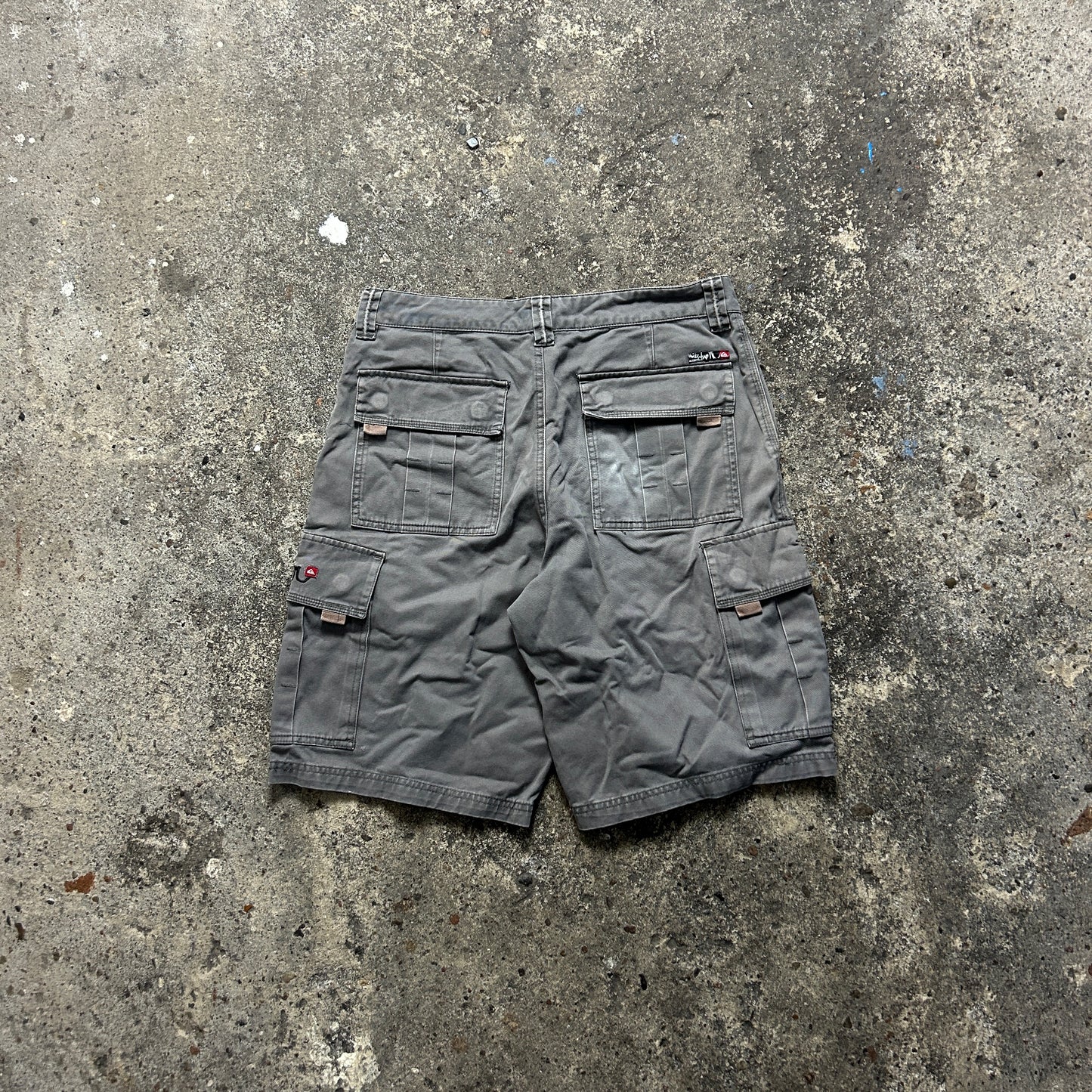 Vintage Quiksilver Cargo Shorts (30)