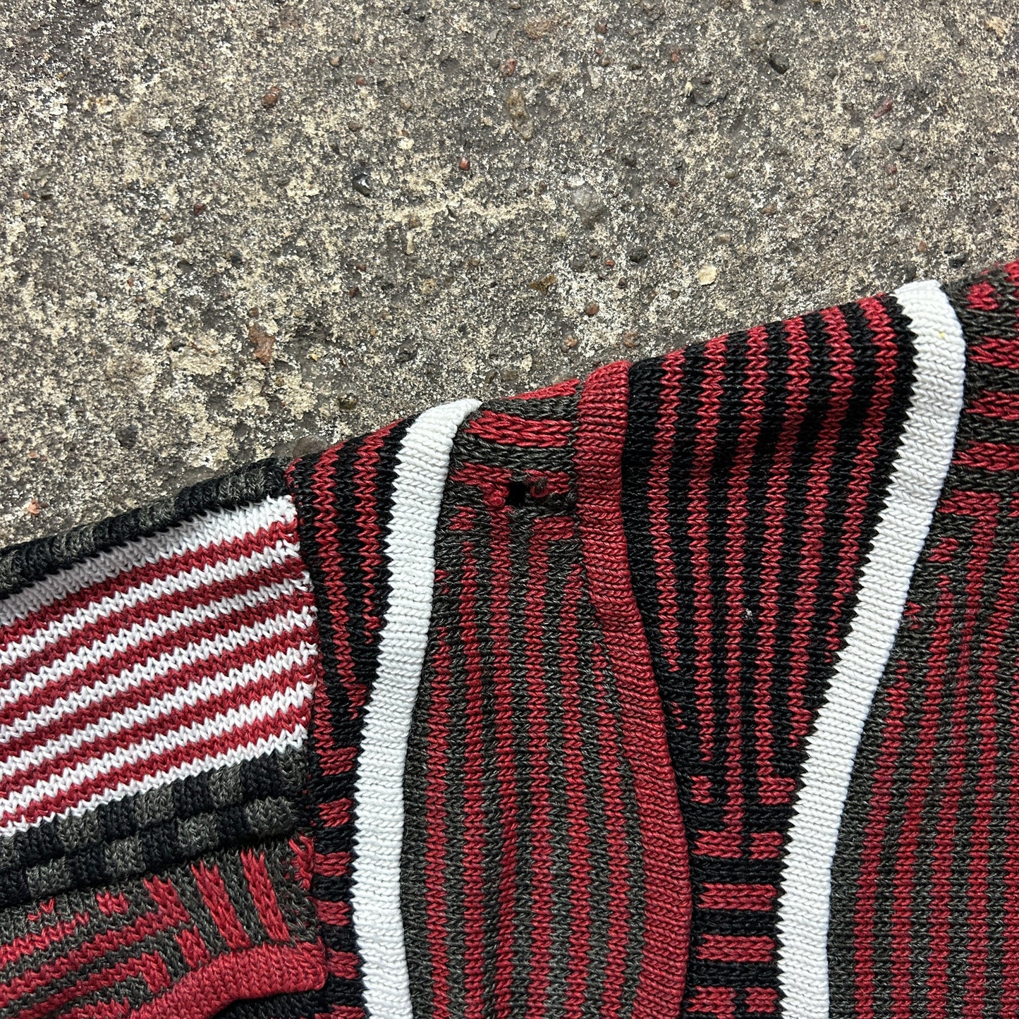 Vintage Knit Sweater (M)