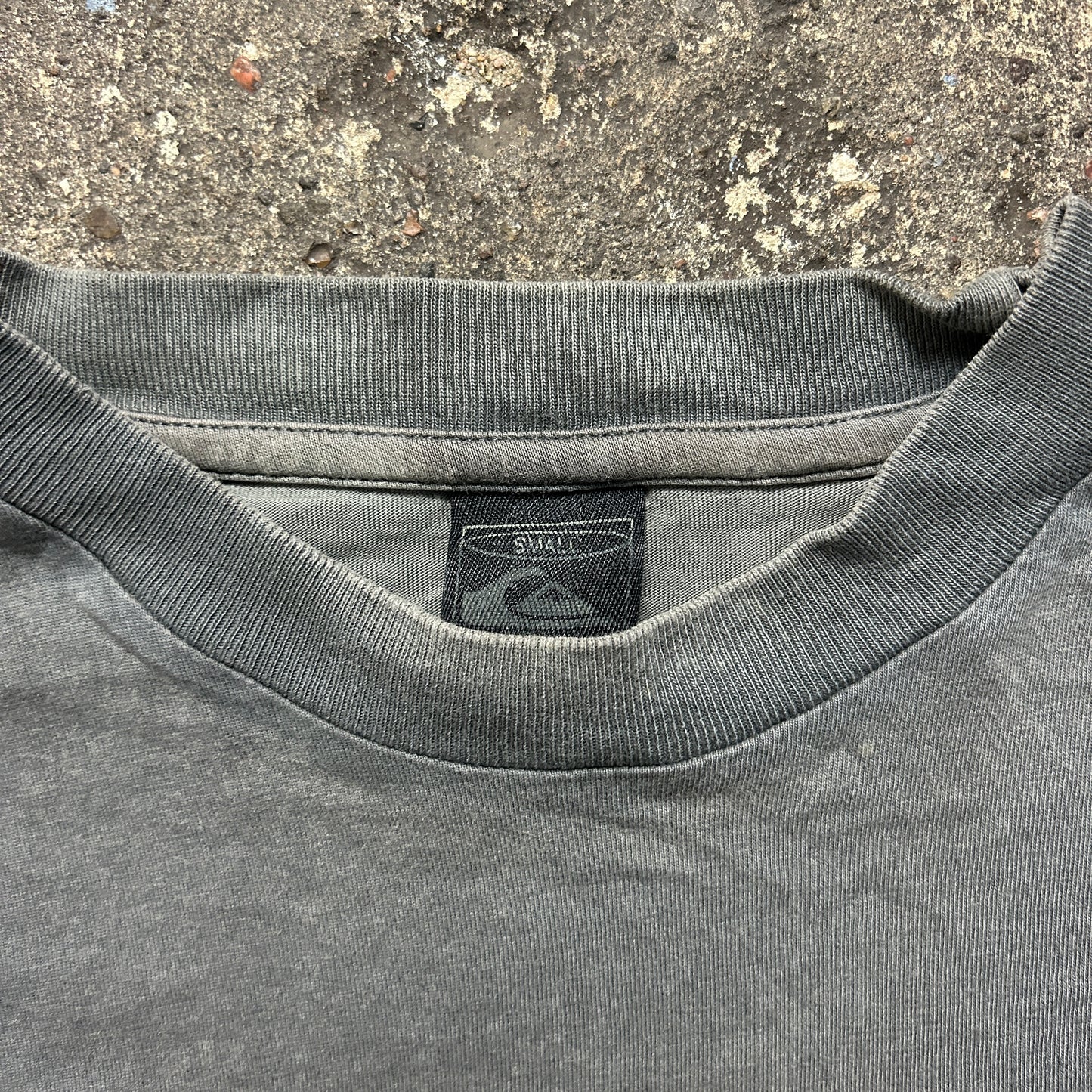 Vintage Quiksilver T-Shirt (S)