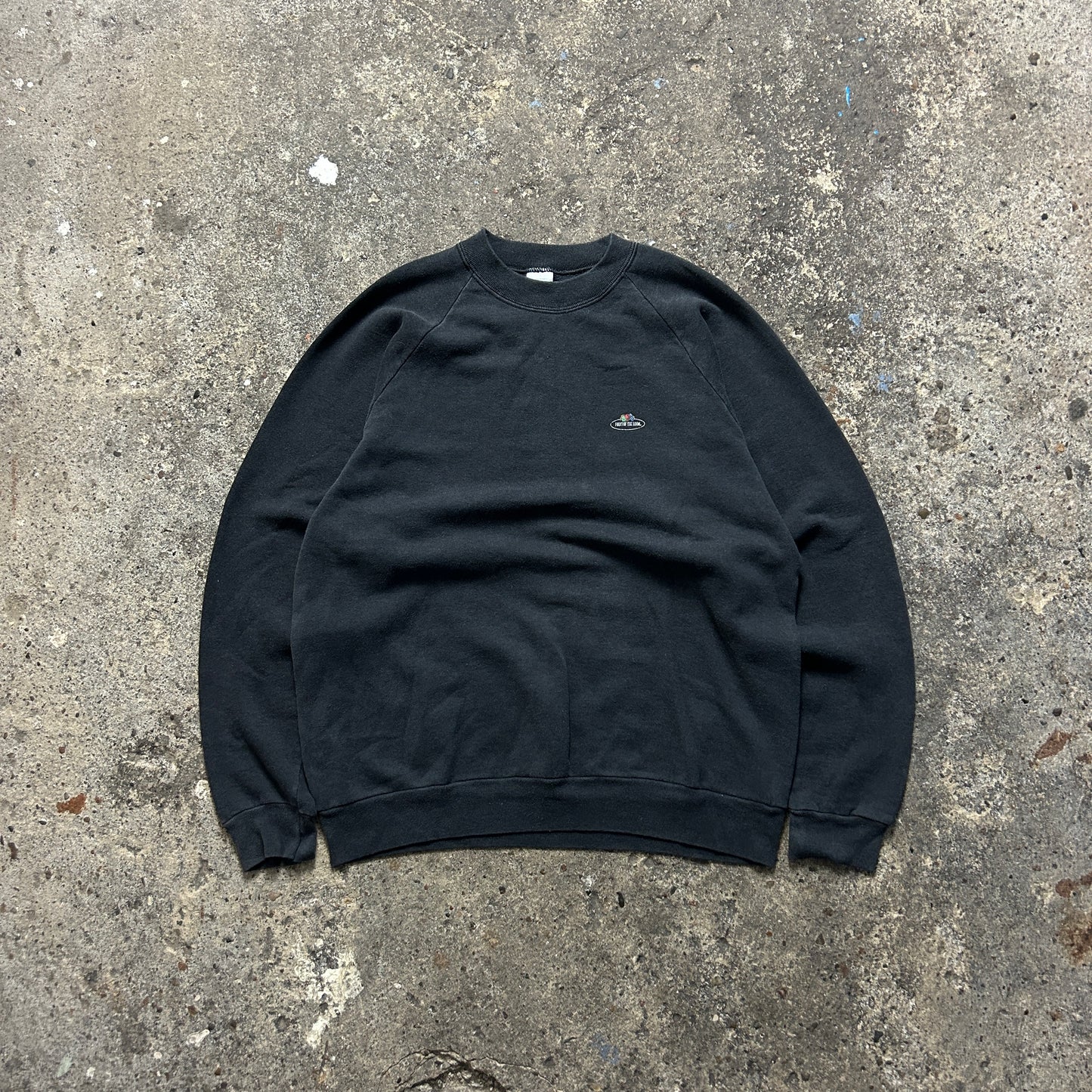 Vintage Fruit of the Loom Sweater (L)