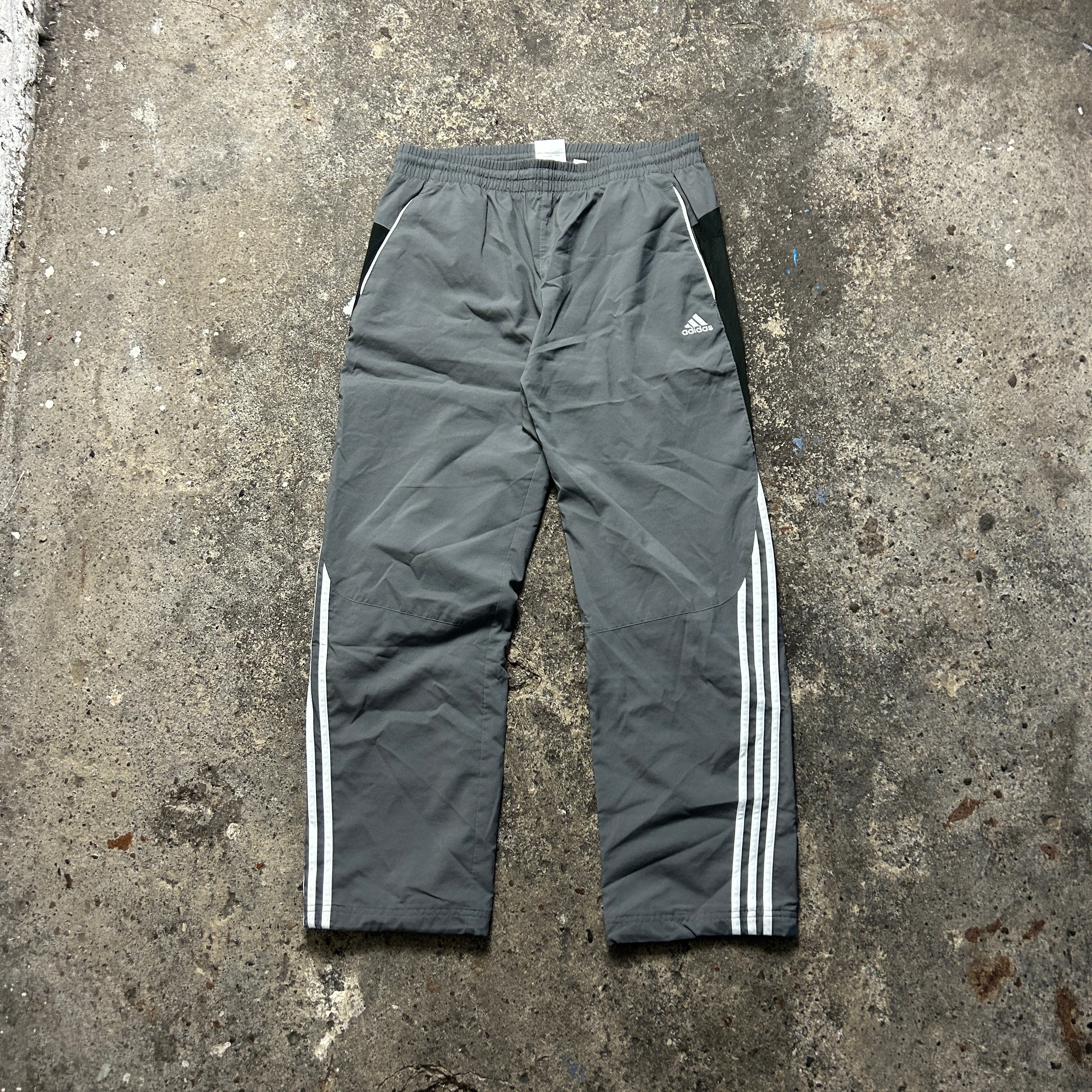 Vintage Adidas Trackpants (M)