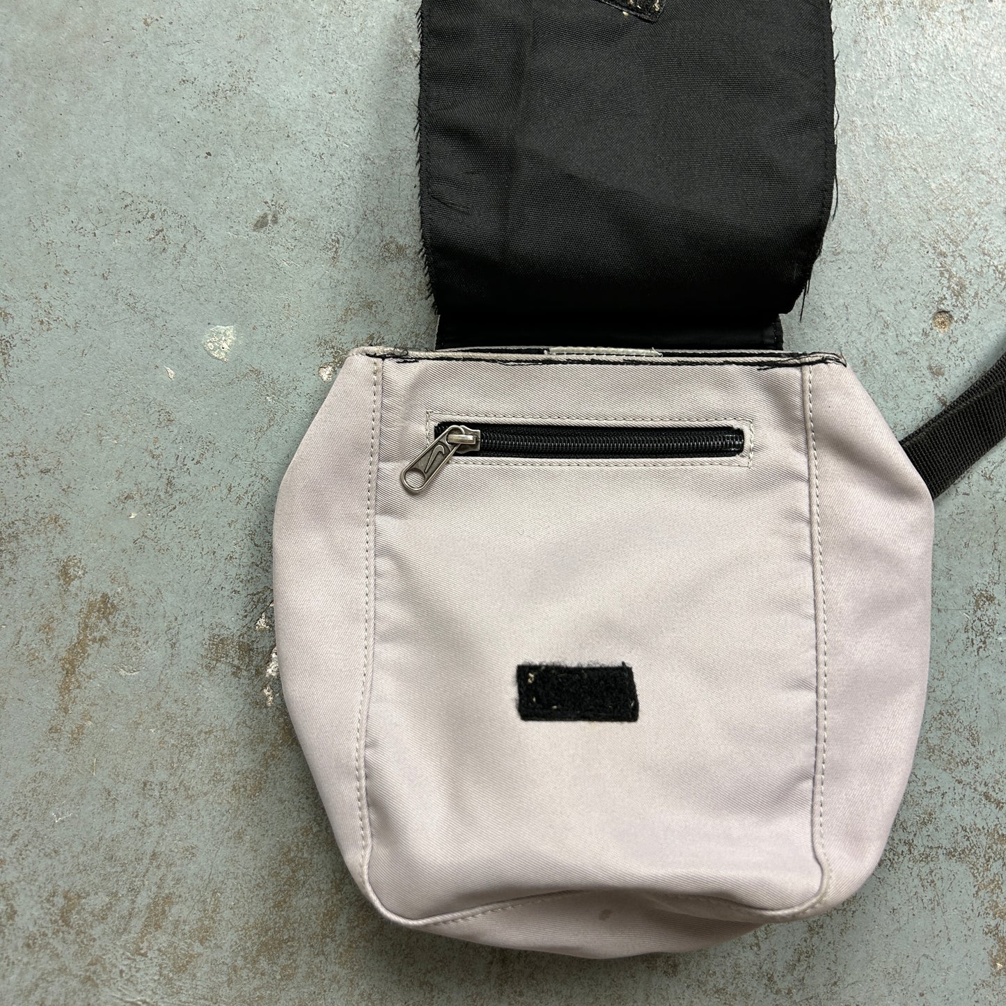 Vintage Nike Shoulder Bag