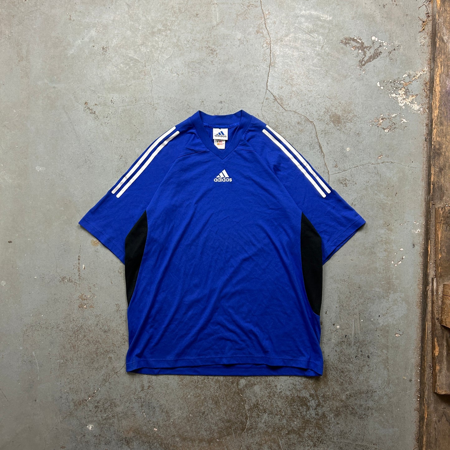 Vintage Adidas T-Shirt (XL)