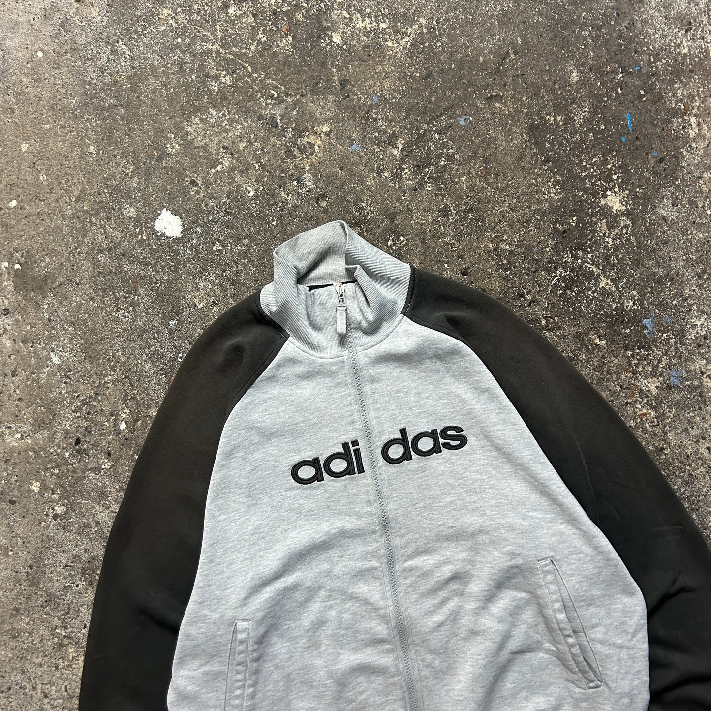 Vintage Adidas Zipper (XL)