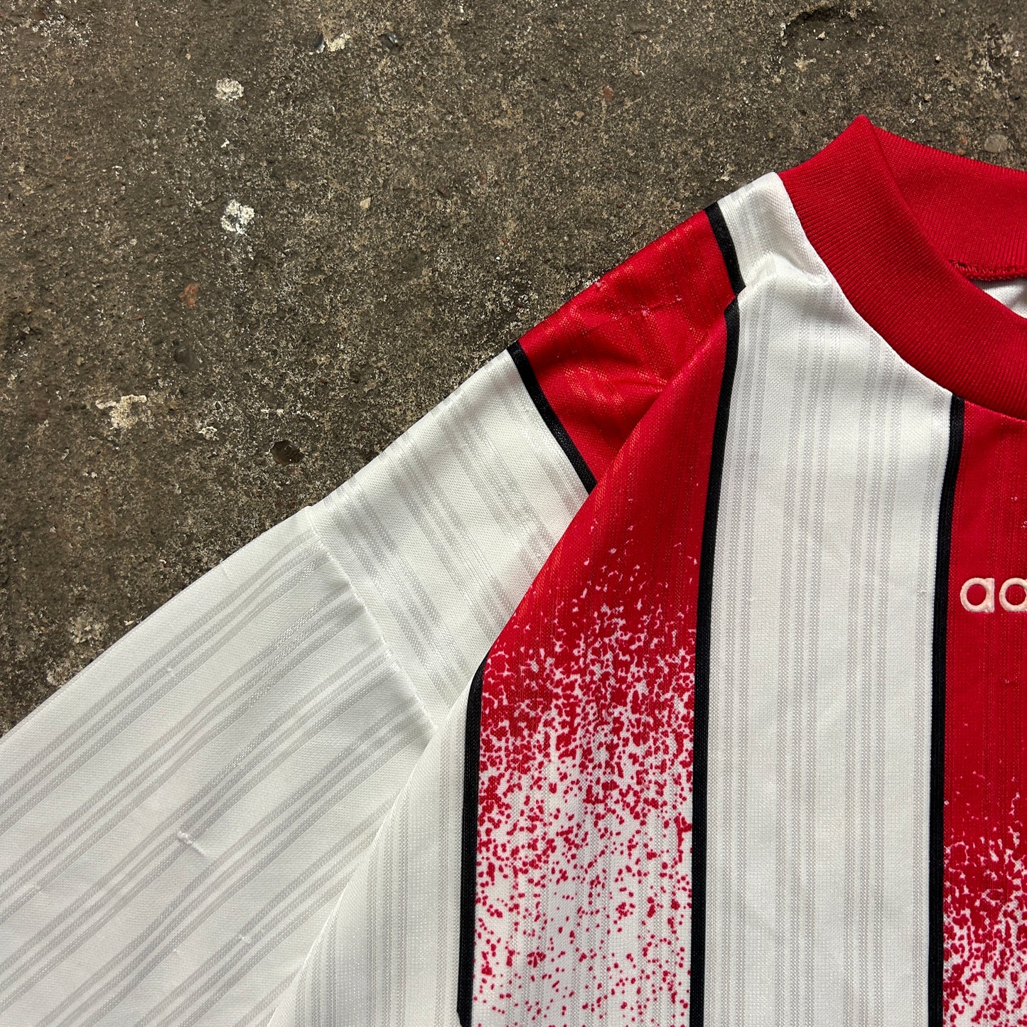 Vintage Adidas Jersey (L)